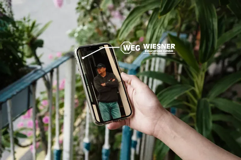 Projektmotiv zum Werbefilm für Wiesner Education